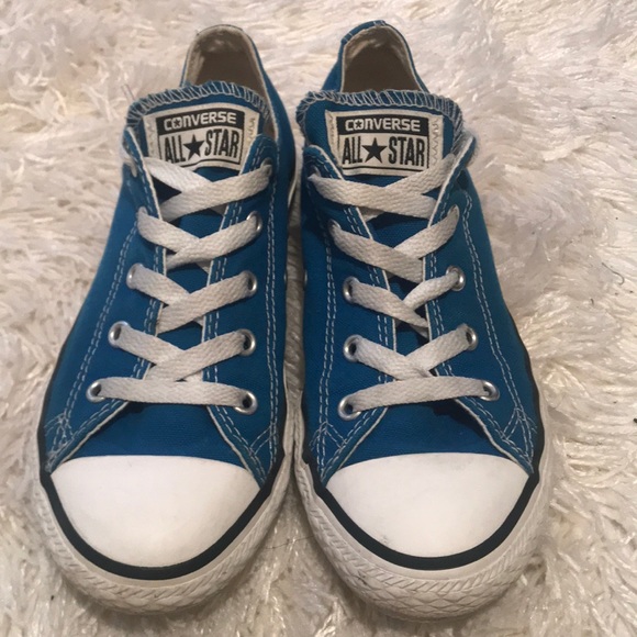 blue converse size 4